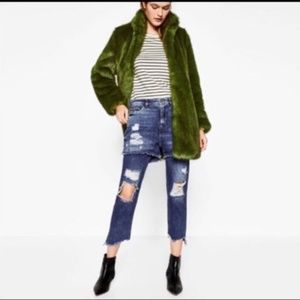 Brand new zara trafaluc Jean'short size 2